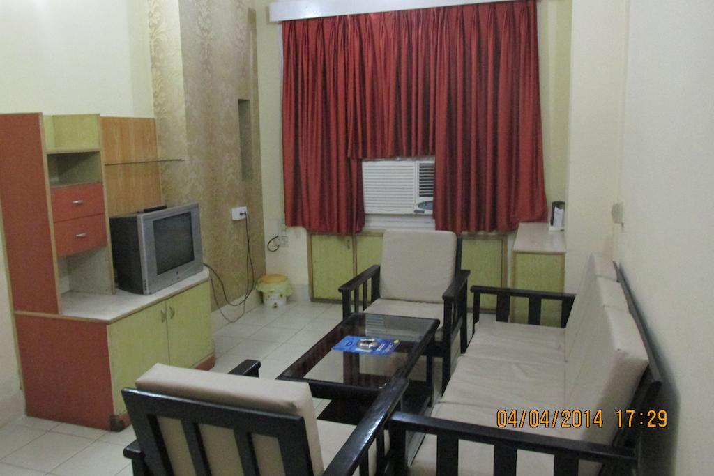 Hotel Blue Moon Guwahati Eksteriør billede